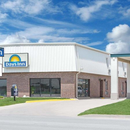 Days Inn By Wyndham Emporia Exterior photo